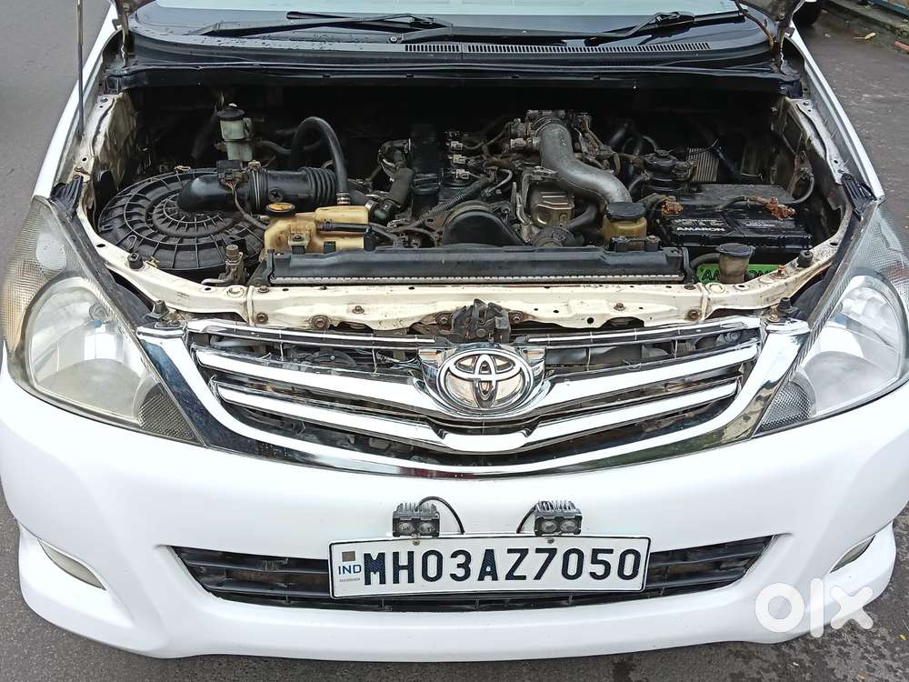 Toyota Innova 2.5 G (diesel) 8 Seater Bs Iv, 2011, Diesel