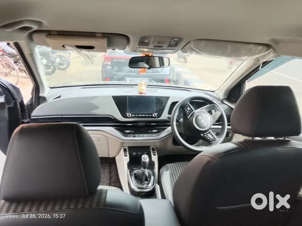 Kia Carens Premium 2024