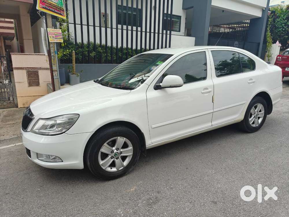 Skoda Laura Elegance 1.9 Tdi Mt, 2010, Diesel