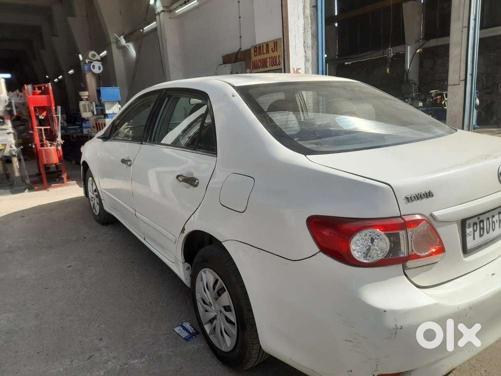 Toyota Corolla Altis Diesel 2012 Year