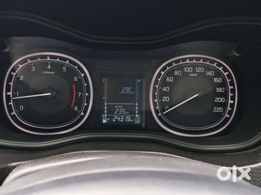 Maruti Suzuki Brezza 1.5 Zxi Smart Hybrid, 2022, Petrol