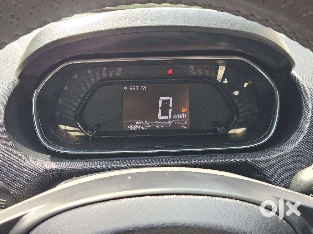 Tata Tiago 1.2 Revotron Xt (o), 2022, Petrol