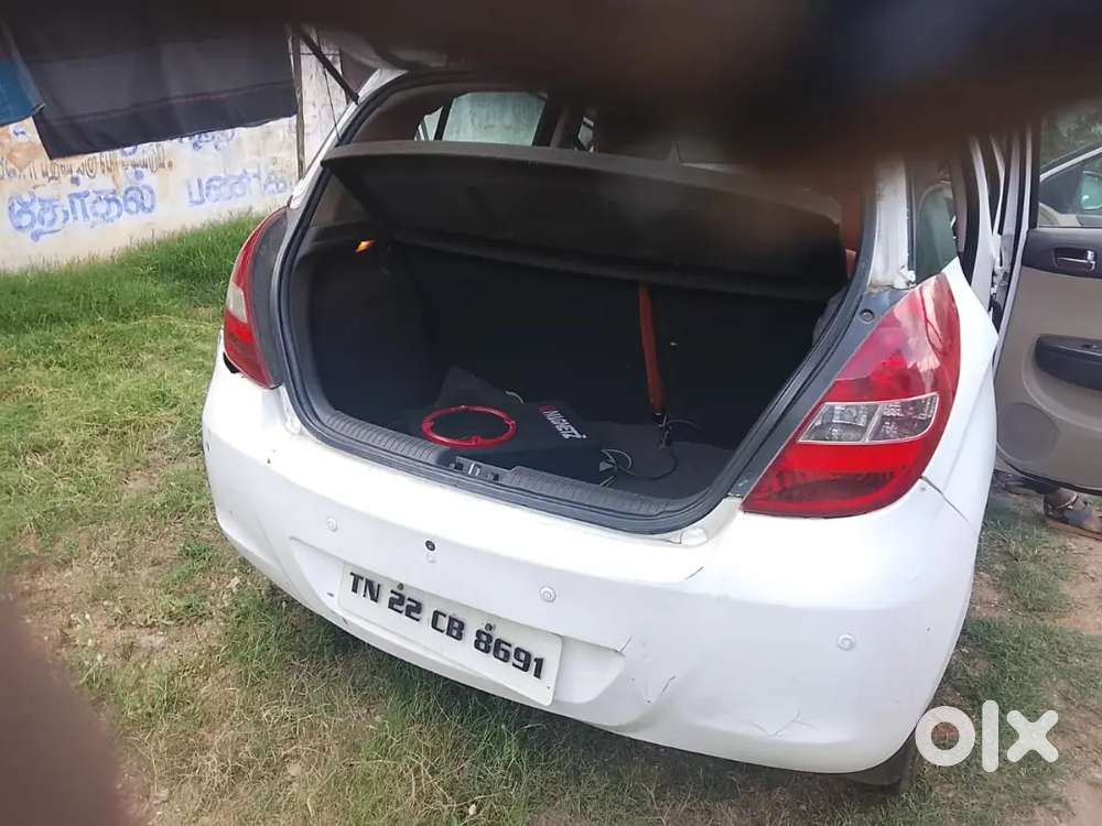 Hyundai I20 1.4 2011 Automatic