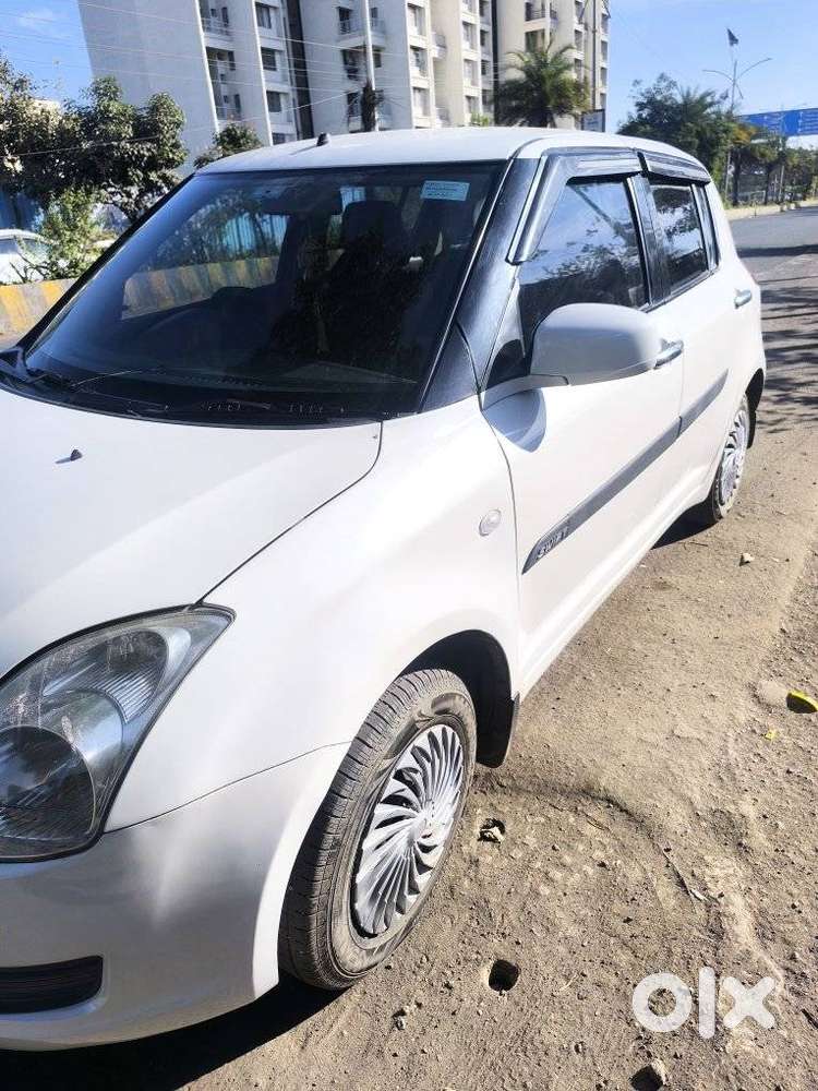 Maruti Suzuki Swift 2011-2014 Vxi, 2011, Petrol