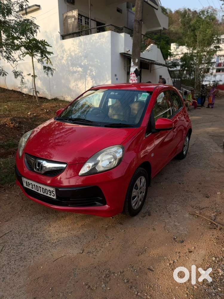 Honda Brio S Mt (2016) - Petrol - Well Maintained – For Sale