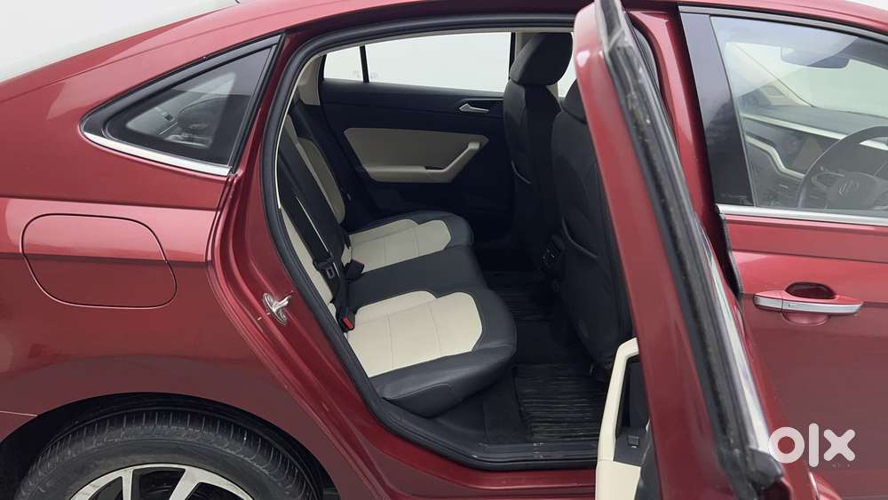 Volkswagen Virtus 1.0 Topline Tsi At, 2022, Petrol