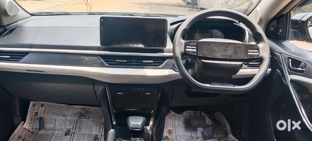Tata Nexon Xz Plus (hs), 2025, Petrol
