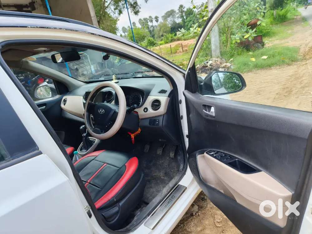 Hyundai Grand I10 Sportz 2015