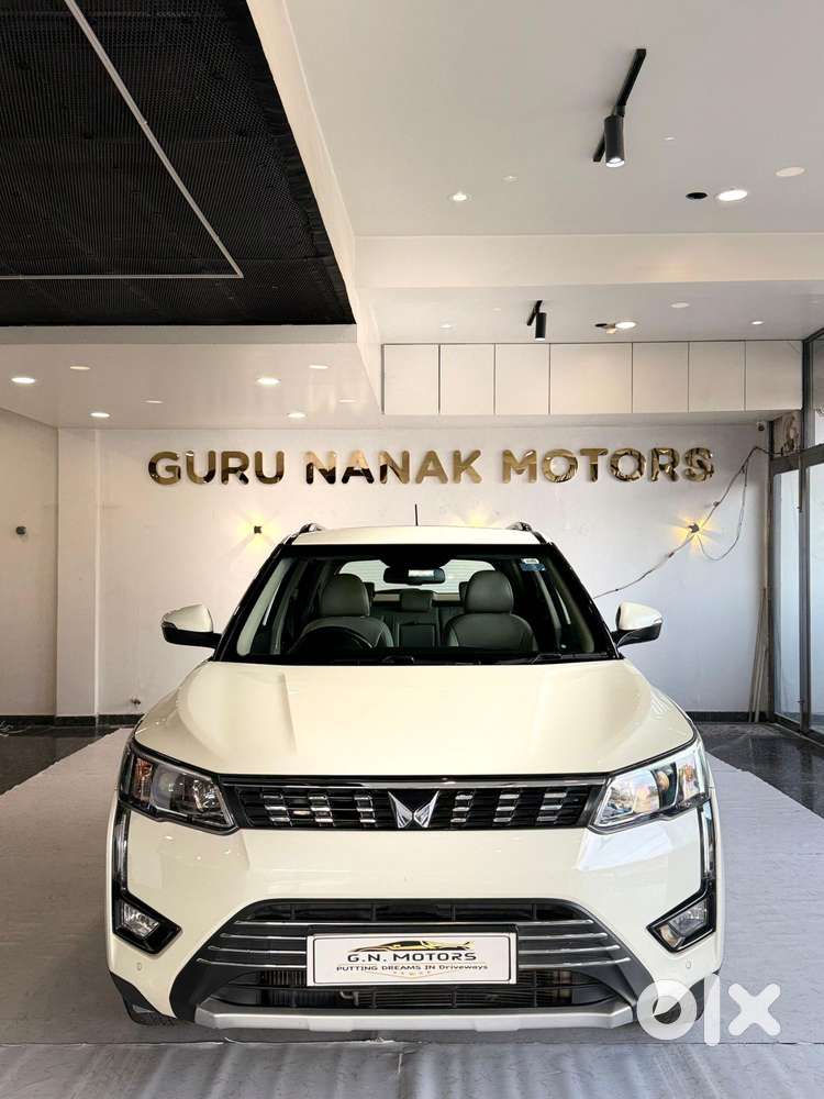 Mahindra Xuv300 W8 Option Diesel, 2023, Diesel