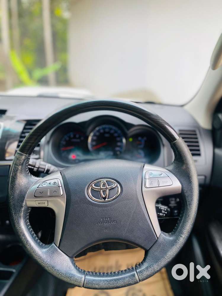 Toyota Fortuner 4x4 At, 2016, Diesel