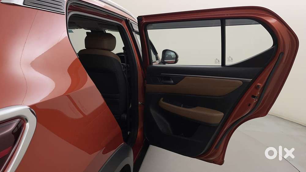 Honda Elevate Zx Mt, 2023, Petrol