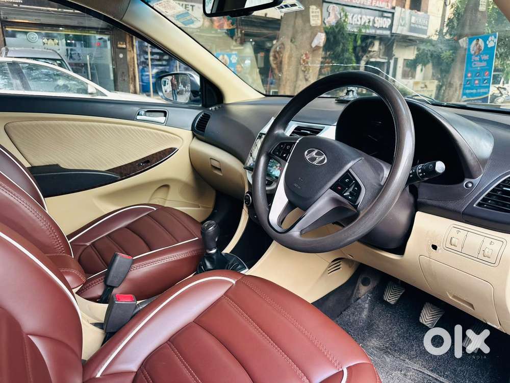 Hyundai Verna 1.6 Sx Vtvt (o), 2015, Petrol