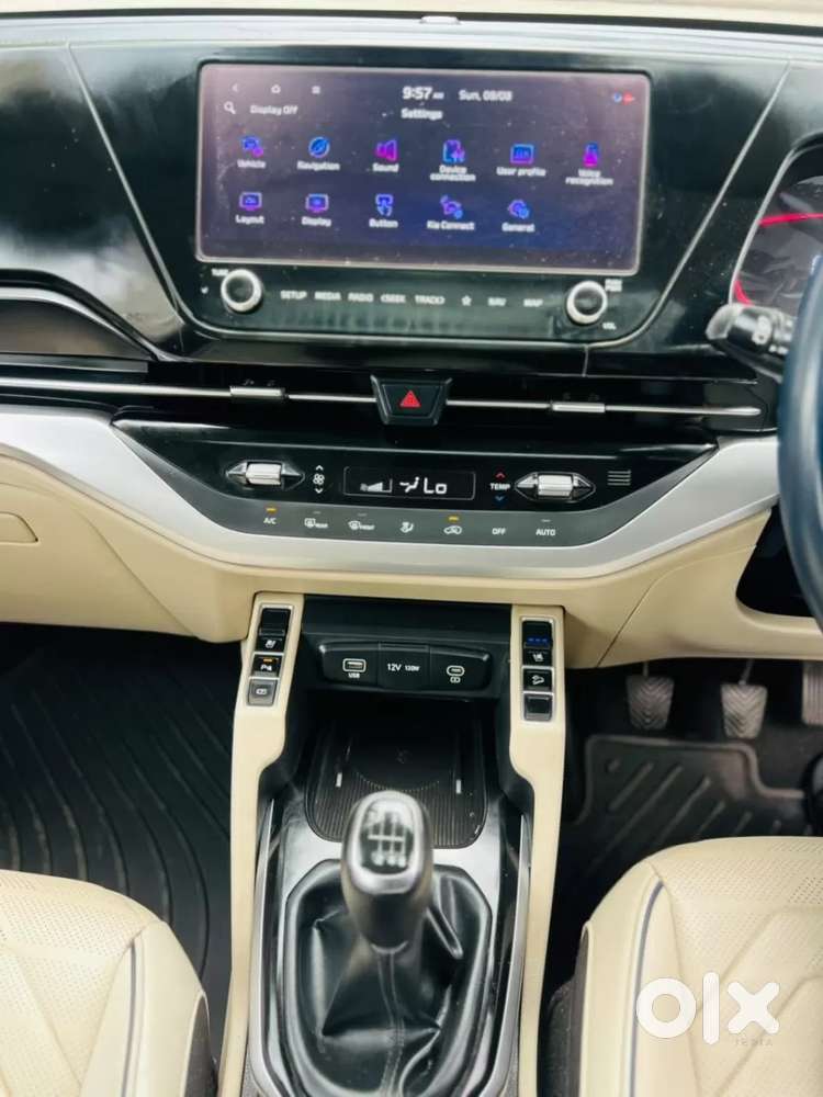 Kia Carens 1.5 Luxury Plus Diesel 7str Imt, 2022, Diesel