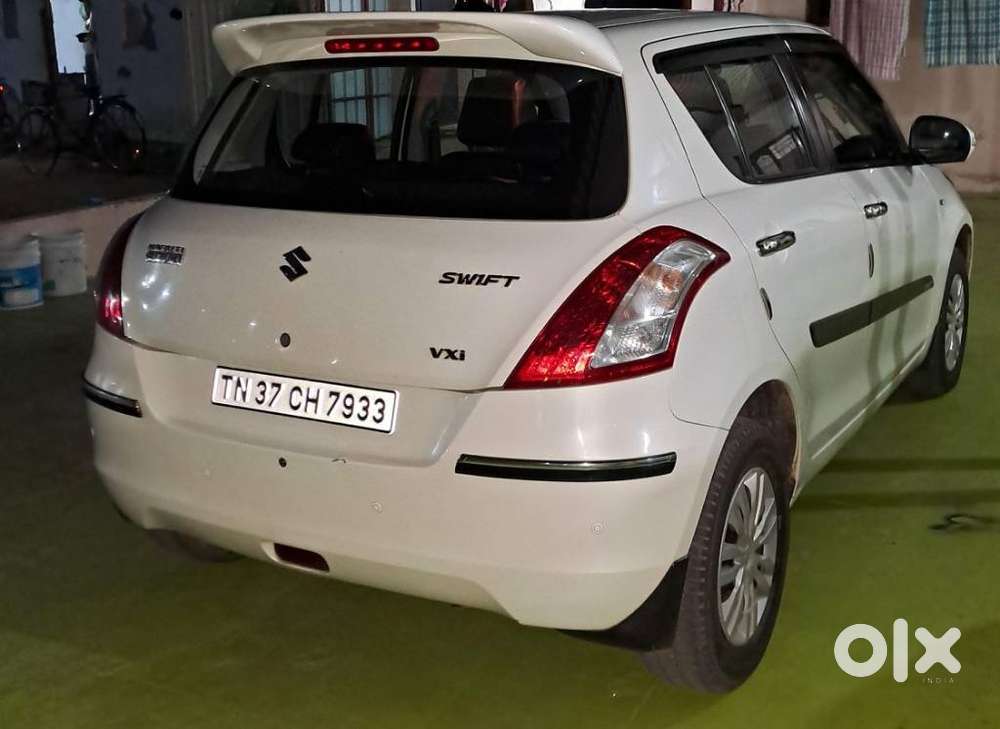 Maruti Suzuki Swift Vxi 1.2 Abs Bs-iv, 2014, Petrol