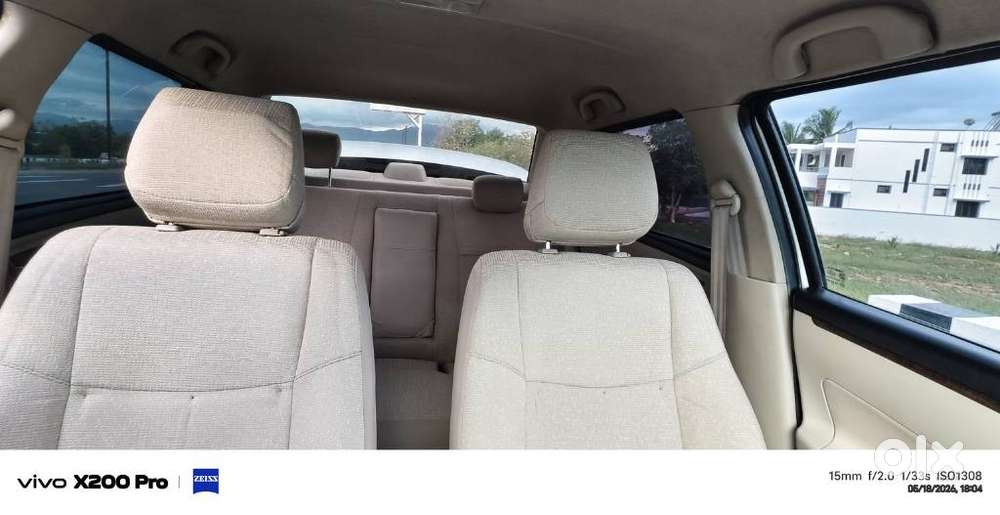 Maruti Suzuki Swift Dzire Vdi Bsiv, 2015, Diesel