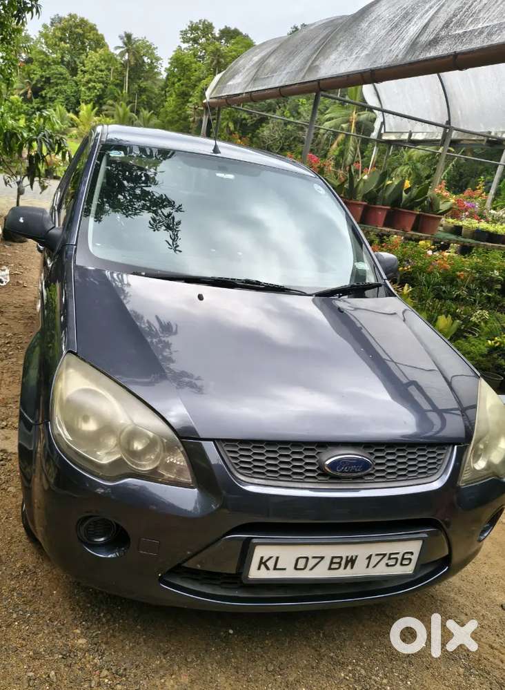 Lady Used Well Maintained, Ford Classic 2012 Diesel 182000 Km Driven