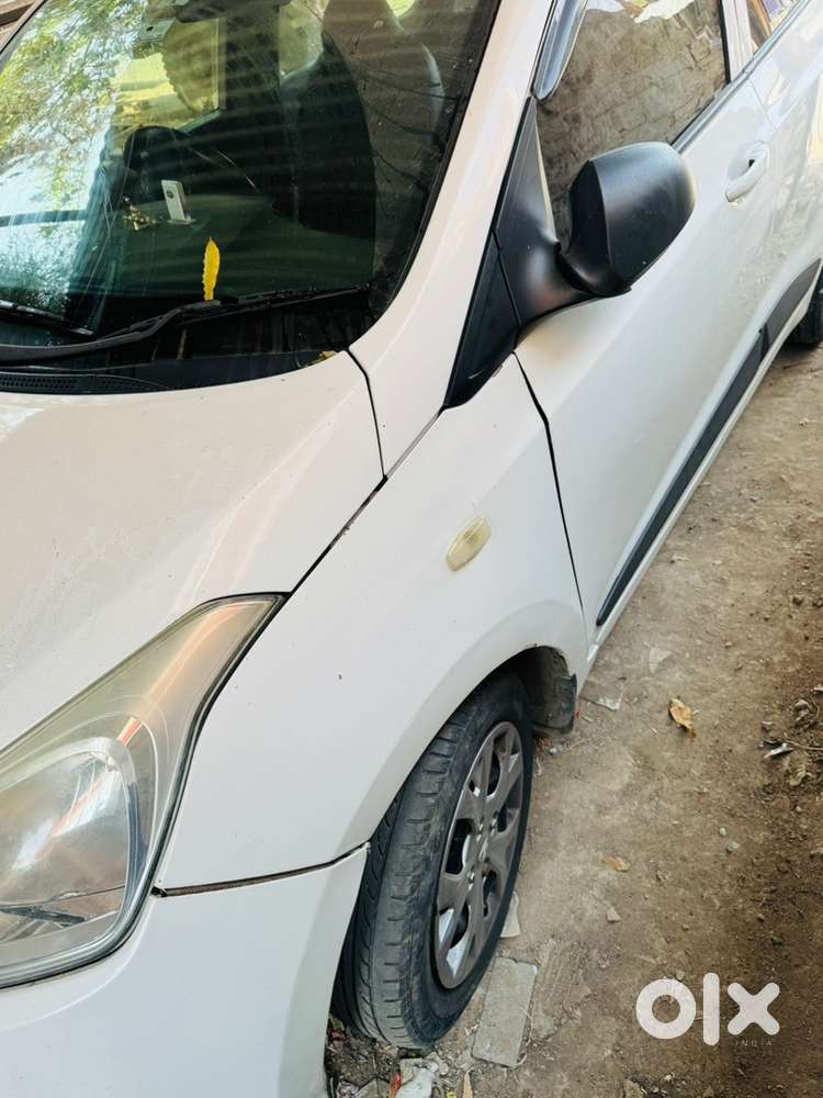 Hyundai Grand I10 2015 Petrol Well Maintained