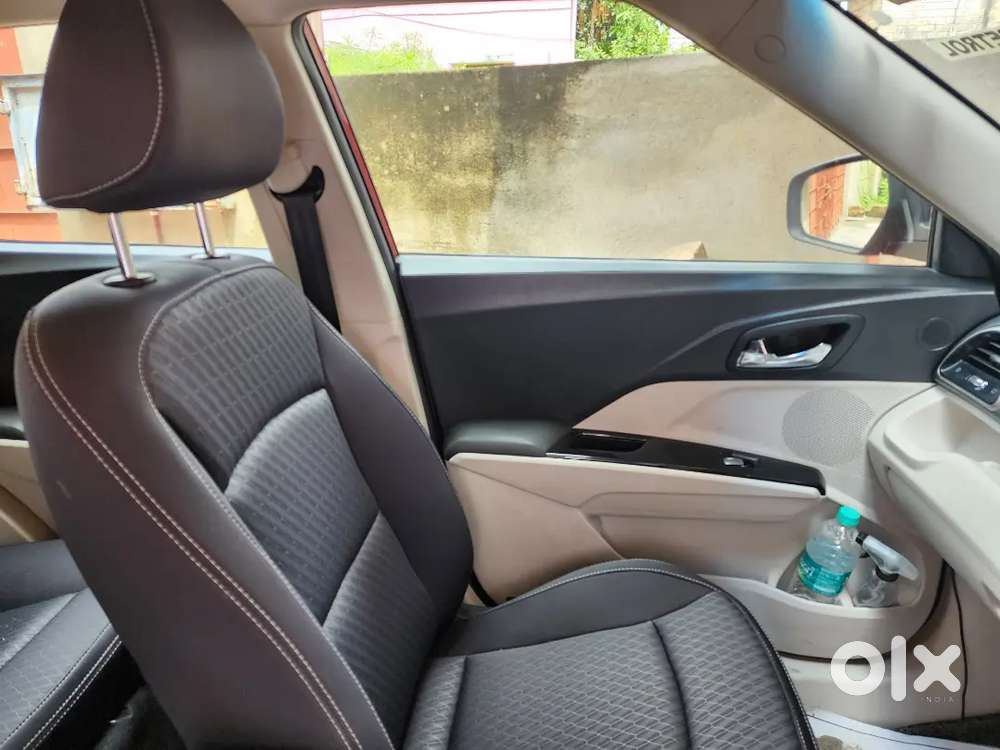 Mahindra Xuv300 2021 Petrol 27500 Km Driven