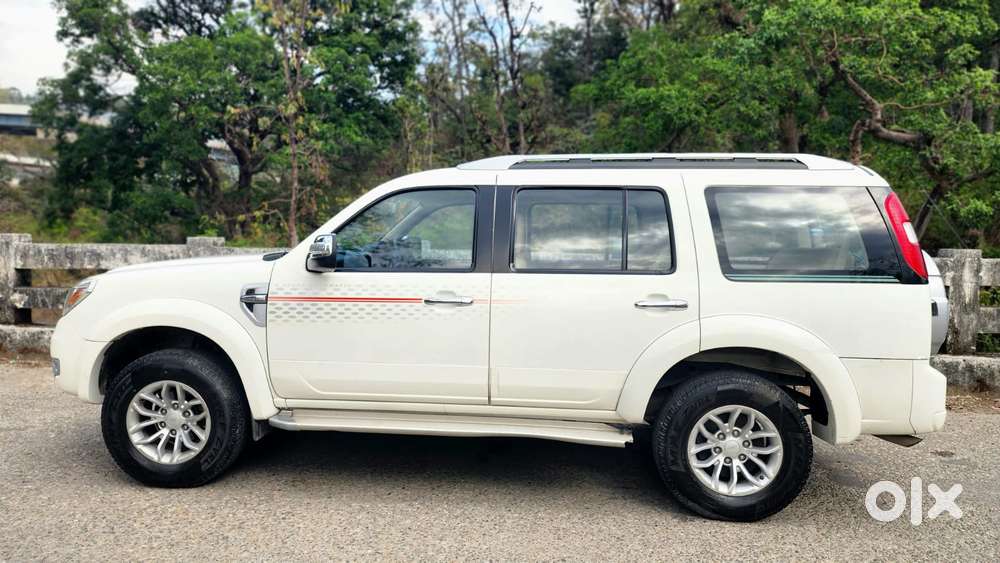 Ford Endeavour 3.0l 4x4 At, 2014, Diesel