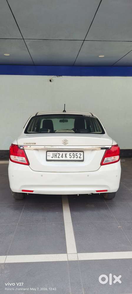 Maruti Suzuki Dzire 1.2 Vxi, 2022, Petrol