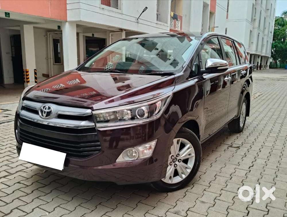 Toyota Innova Crysta
