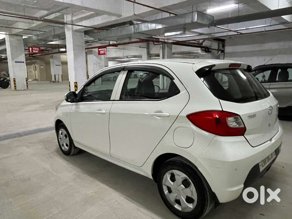 Tata Tiago Petrol 2017