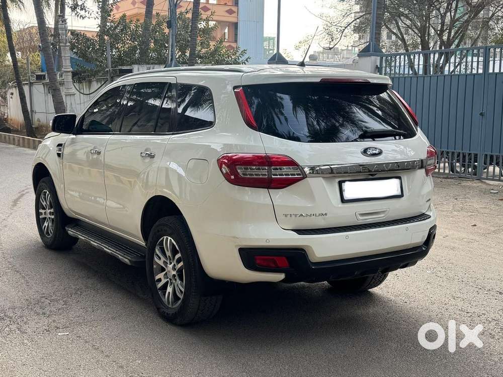 Ford Endeavour 2016 Diesel Well Maintained