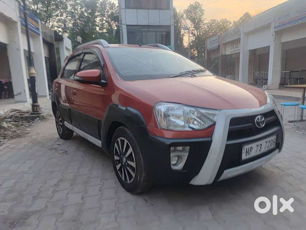 Toyota Etios Cross, 2015, Petrol
