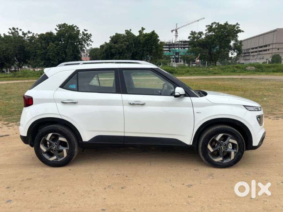 Hyundai Venue Sx Plus Turbo Dct, 2019, Petrol