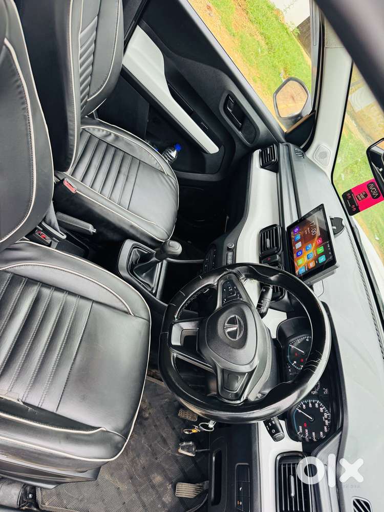 Tata Punch Pure, 2022, Petrol
