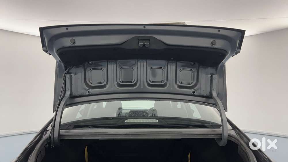 Hyundai Verna 1.5 Sx Petrol Mt, 2024, Petrol