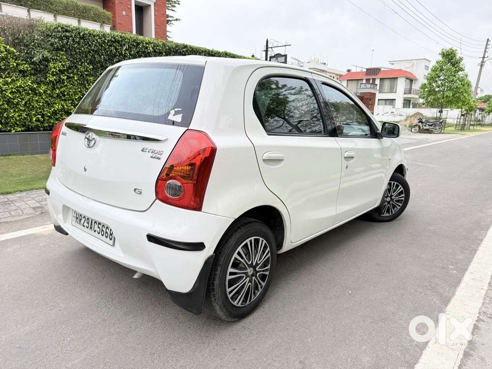 Toyota Etios Liva V Sp*, 2012, Petrol
