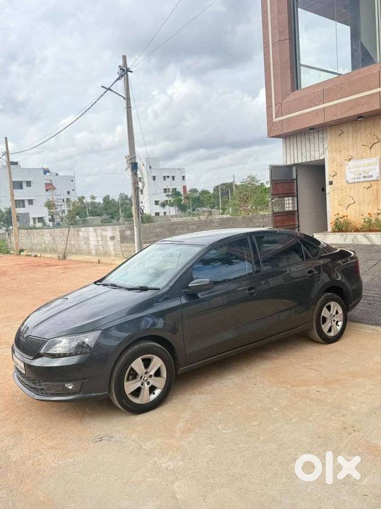 Skoda Rapid 1.0 Ambition Tsi, 2021, Petrol