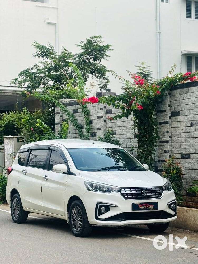Maruti Suzuki Ertiga Zxi Shvs, 2022, Petrol