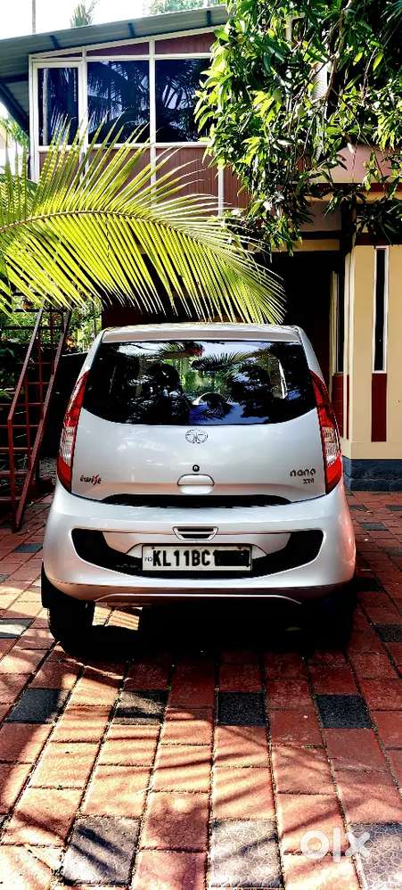 Low Mileage Alert
2016 Full Option Automatic 
25000 Kms Run Only