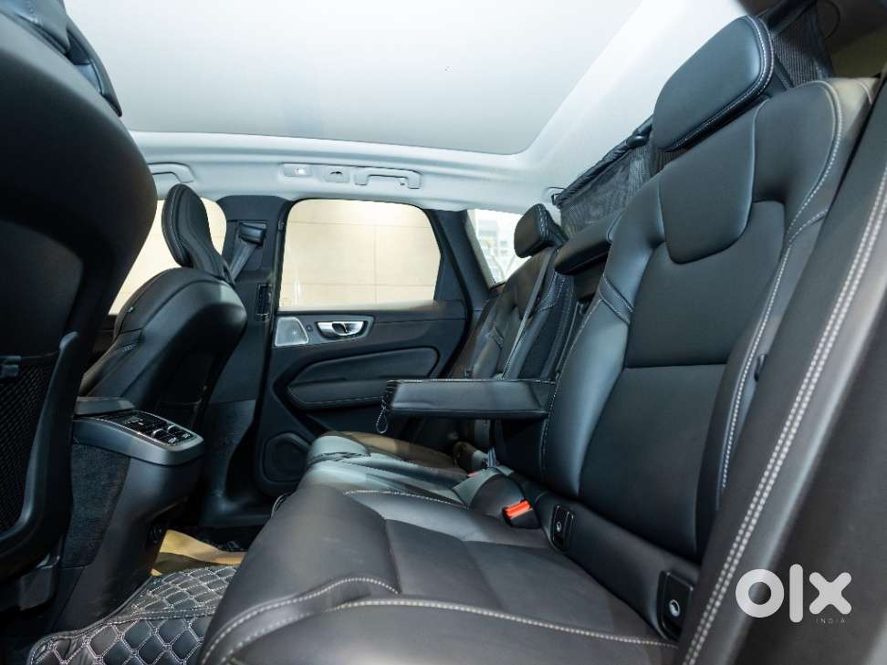 Volvo Xc60 2.0 B5 Ultimate, 2024, Petrol