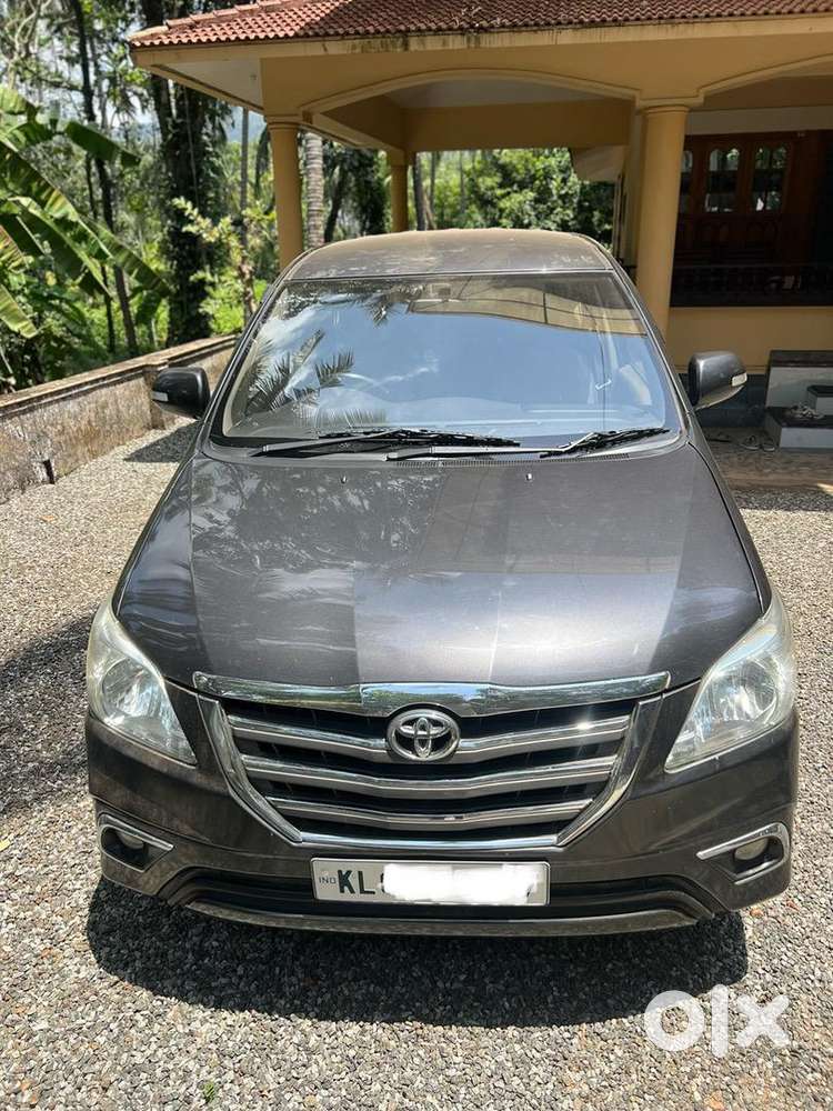Toyota Innova 2.5 V Well Maintained