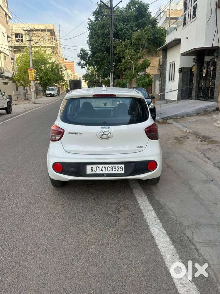 Hyundai Grand I10 [2017-2020] 1.2 Kappa Vtvt Sportz At, 2018, Petrol