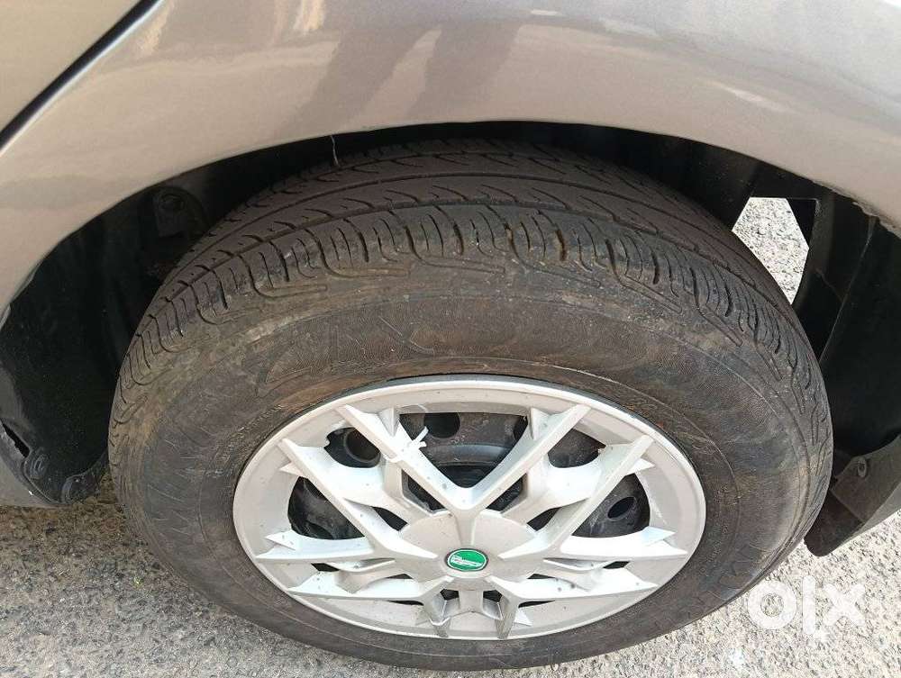 Maruti Suzuki Swift Vxi, 2015, Petrol