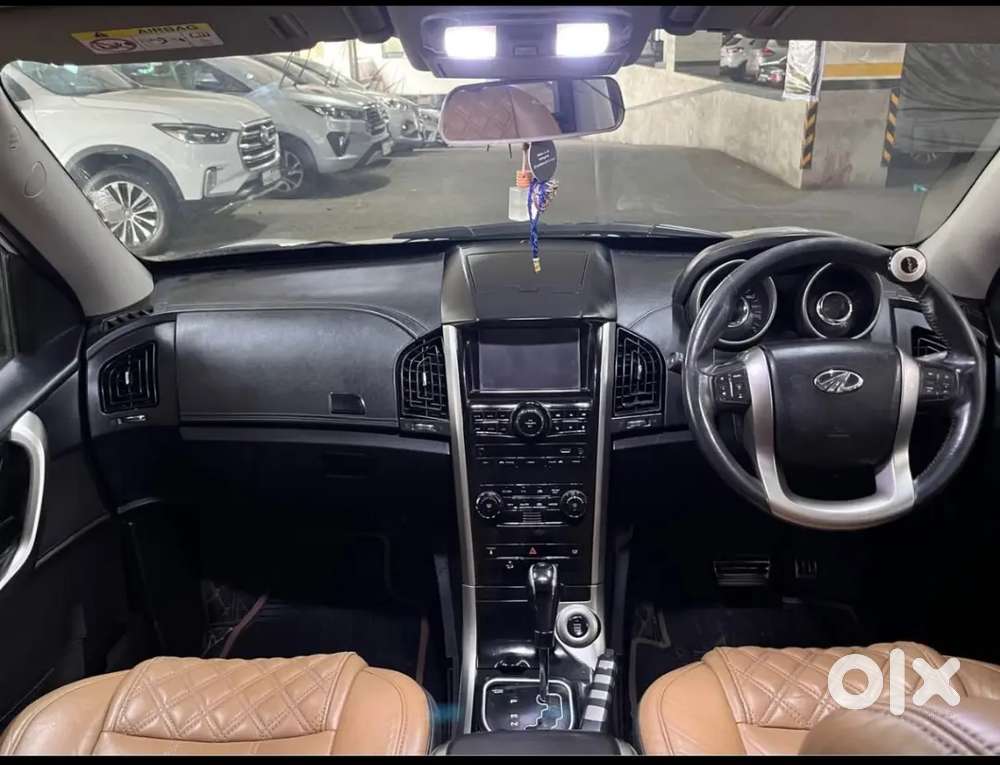 Xuv 500 W11 (o) At (2019)