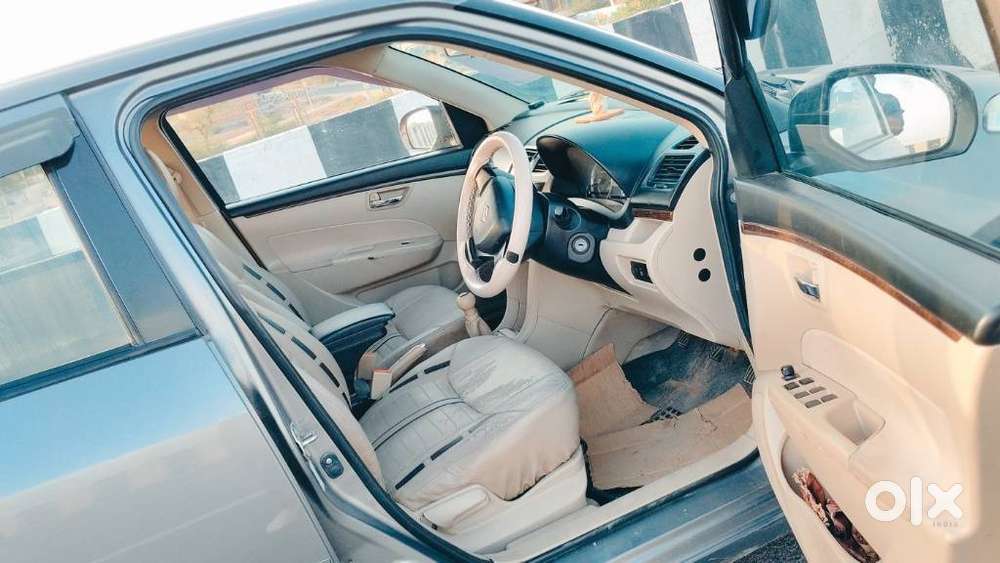 Maruti Suzuki Swift Dzire 1.2 Vxi Bsiv, 2013, Petrol