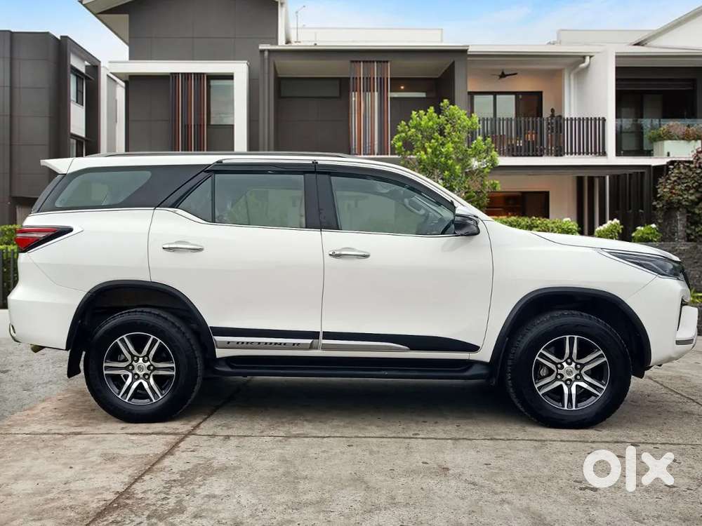 Toyota Fortuner 4x2 At, 2024, Diesel