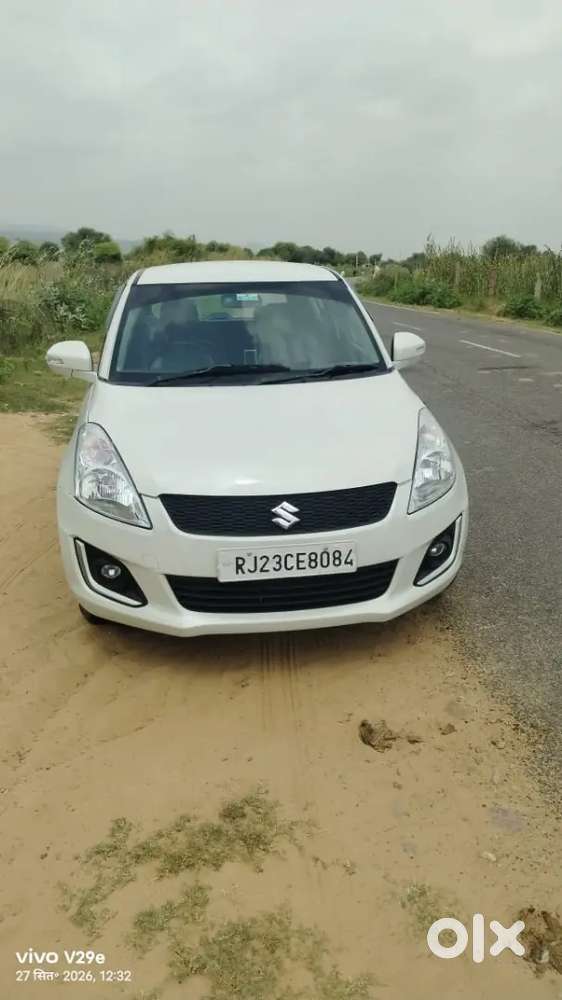 Maruti Suzuki Swift 2015 Diesel 130000 Km Driven
