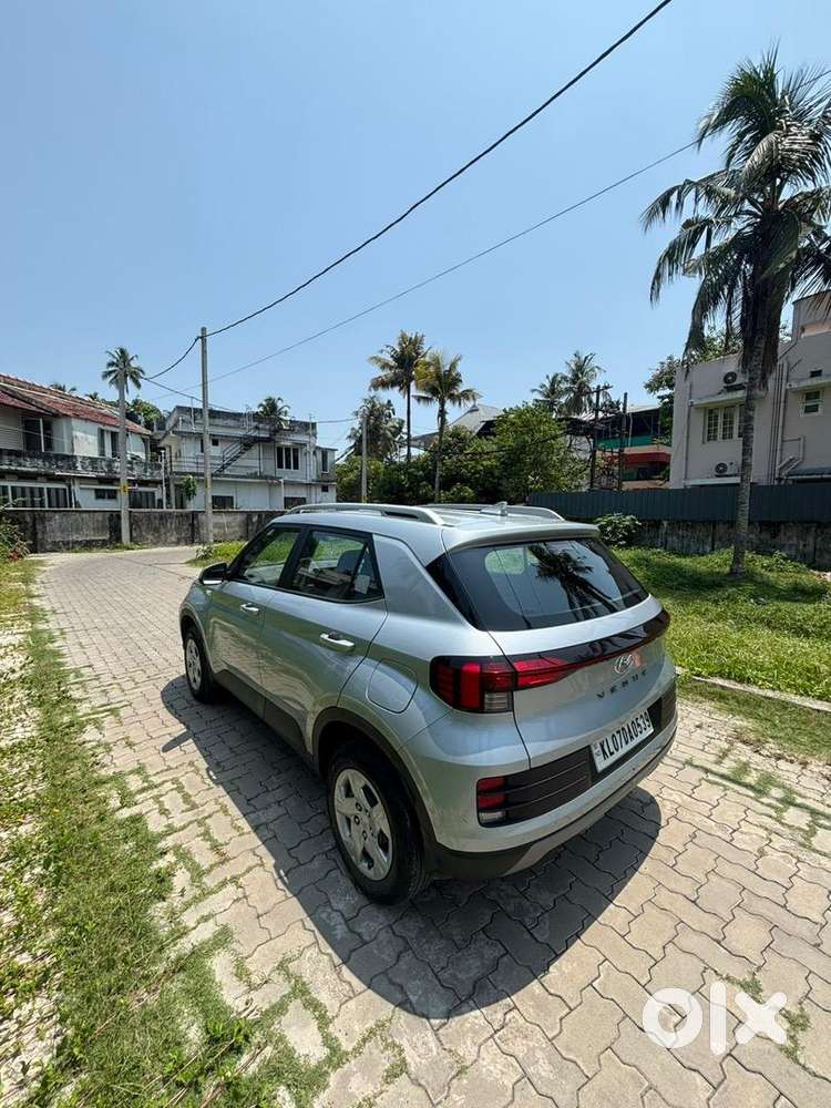 Hyundai Petrol Car 2023