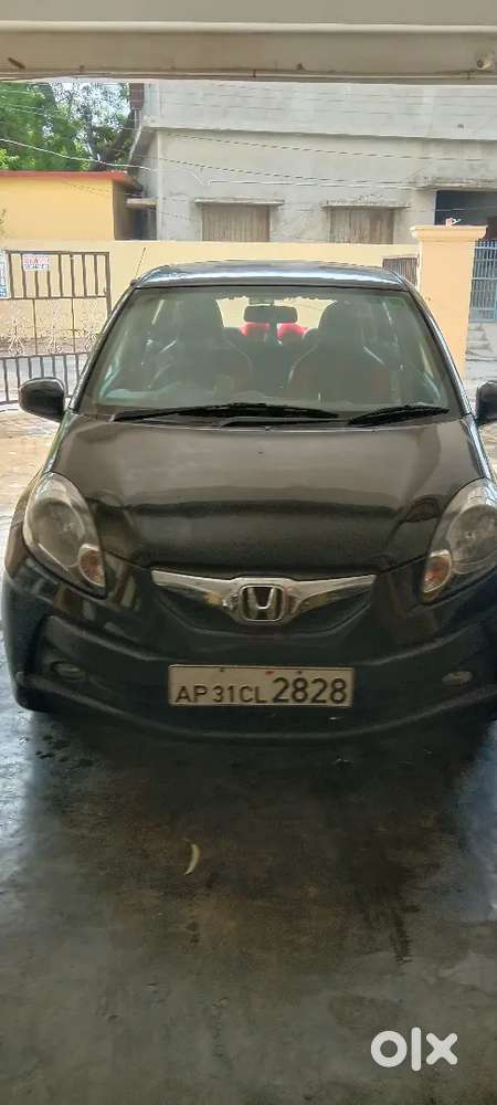 Honda Brio Mt Petrol 2014
