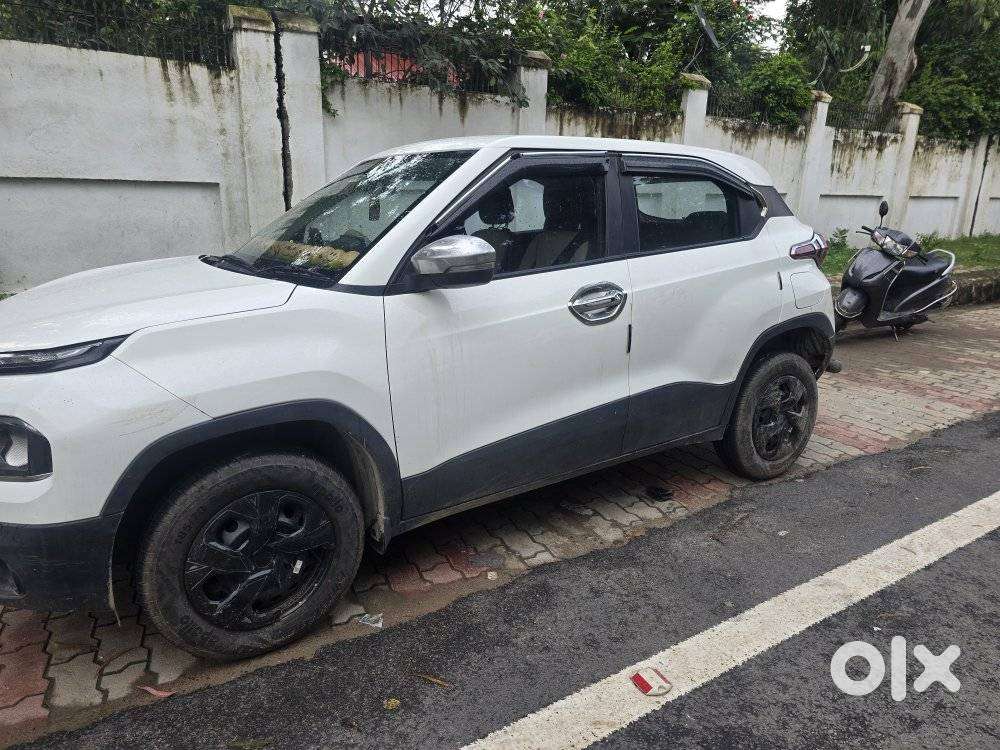 Tata Punch 1.2 Revotron Accomplished Camo Edition, 2025, Petrol