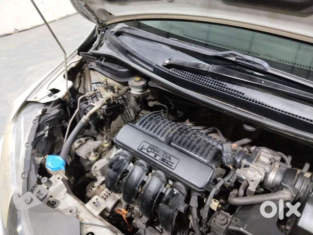 Honda Jazz [2020-2023] 1.2 Vx I-vtec Mt, 2016, Petrol