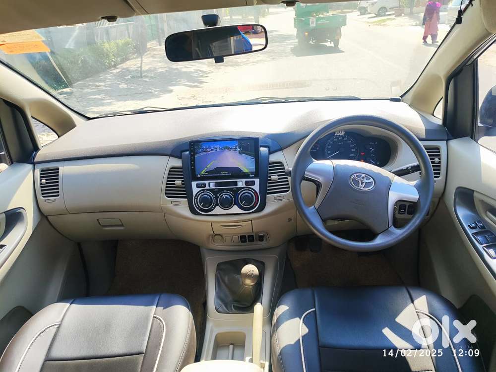 Toyota Innova 2.5 G (diesel) 7 Seater, 2014, Diesel