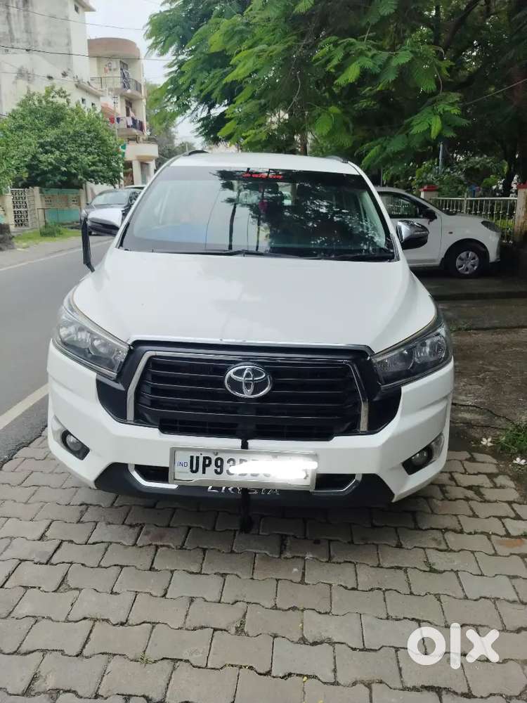 Toyota Innova Crysta 2018