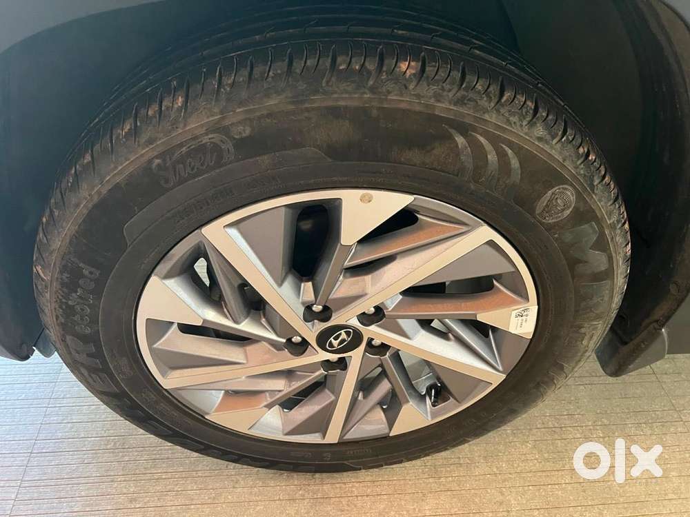 Hyundai Tucson Signature 2.0 At Petrol, 2024, Petrol
